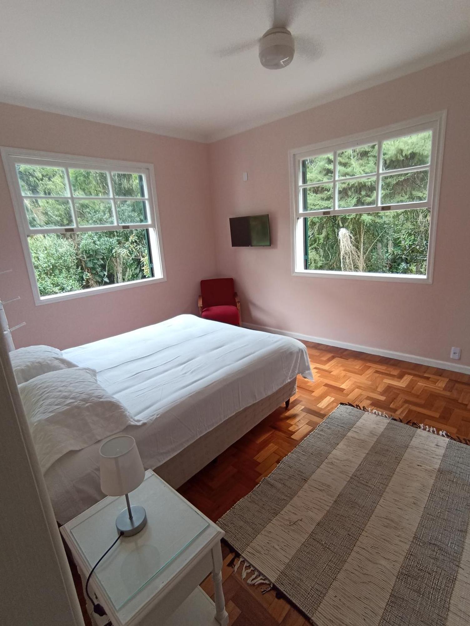Habitación en casa particular Sitio Canto Aguas Petrópolis